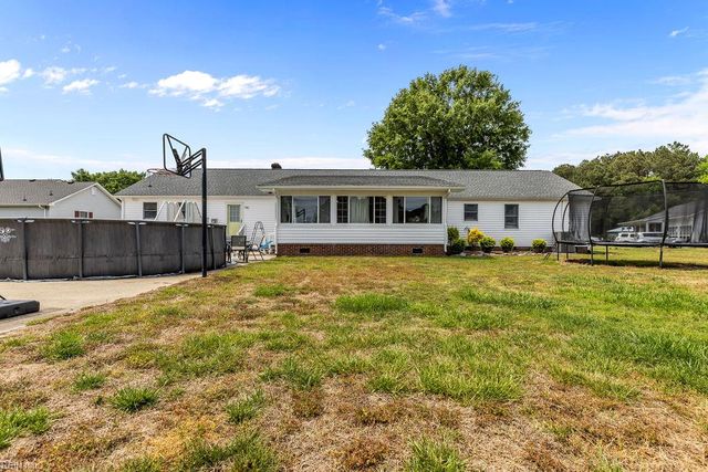 22435 Suzannes PL, Franklin, VA 23851