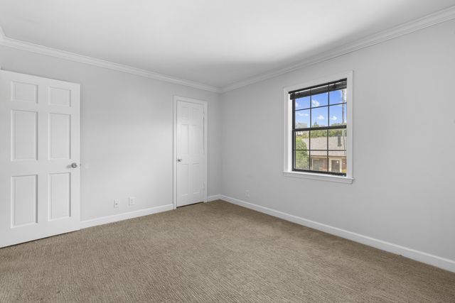 110 Academy Sq, Nashville, TN 37210