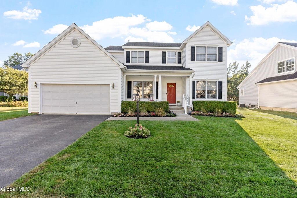 6 Flying Dutchman Way, Saratoga Springs, NY 12866