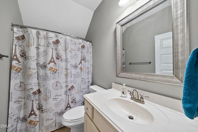 130 Glen Oaks Drive, Youngsville, NC 27596