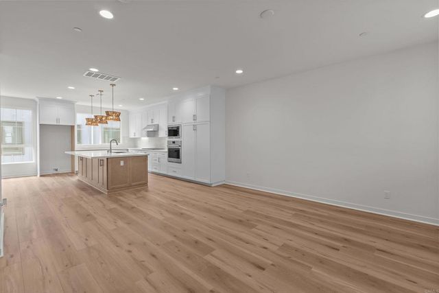 2572 Elderberry Lane, Carlsbad, CA 92008