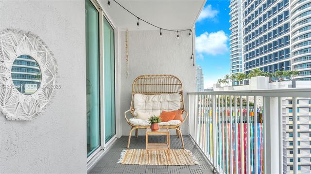 1250 S Miami Ave 1307, Miami, FL 33130