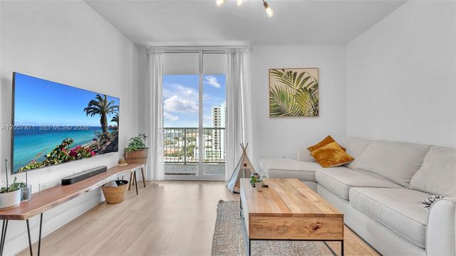 1250 S Miami Ave 1307, Miami, FL 33130