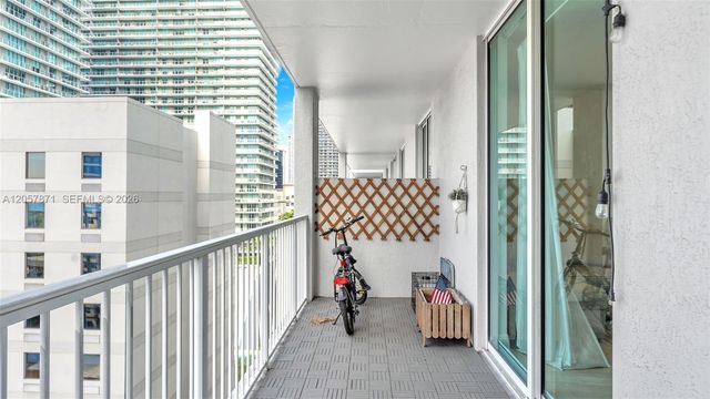 1250 S Miami Ave 1307, Miami, FL 33130
