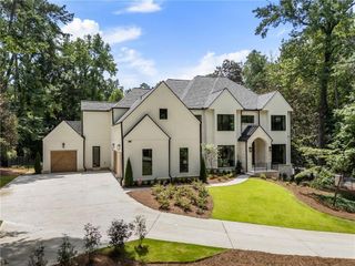 388 Londonberry Rd NW, Sandy Springs, GA 30327