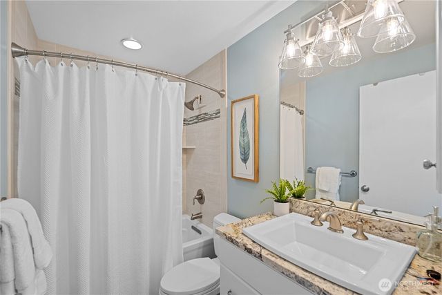 3411 77th Place SE, Mercer Island, WA 98040