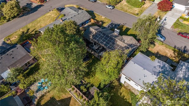 3411 77th Place SE, Mercer Island, WA 98040