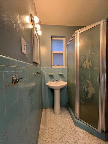 820 SW 31st Avenue S S, Miami, FL 33135