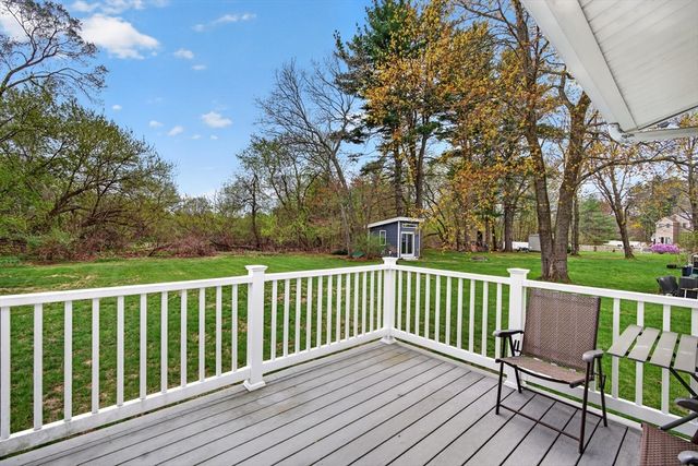 13 Hamilton Rd, Northborough, MA 01532