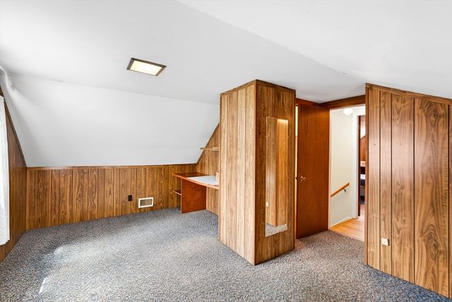 13 Hamilton Rd, Northborough, MA 01532