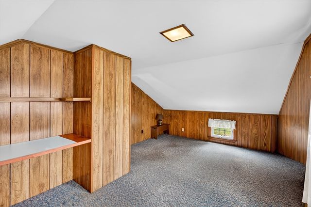 13 Hamilton Rd, Northborough, MA 01532