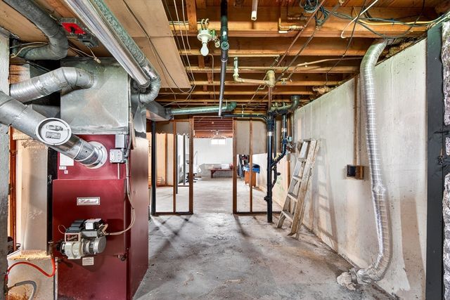 13 Hamilton Rd, Northborough, MA 01532