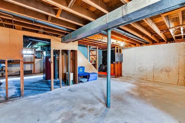 13 Hamilton Rd, Northborough, MA 01532