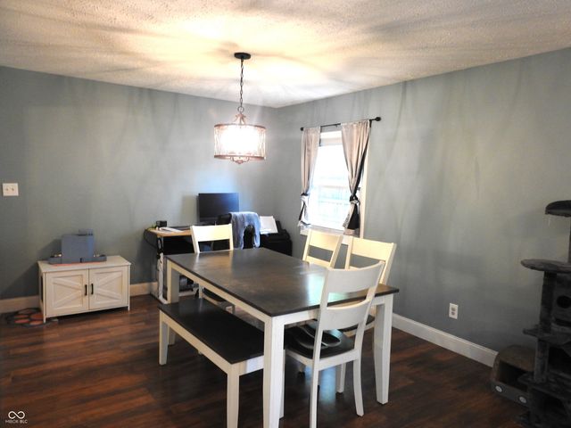 1111 Ashland Avenue, Whiteland, IN 46184