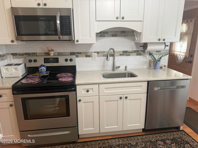 14 Brentwood Street 73, Whiting, NJ 08759