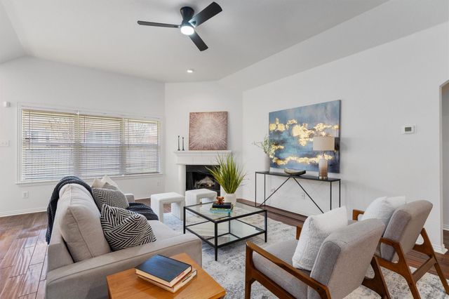 2801 Kickapoo Cavern DR, Pflugerville, TX 78660