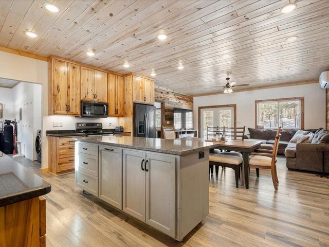 2149 Birch Park Drive NW, Backus, MN 56435