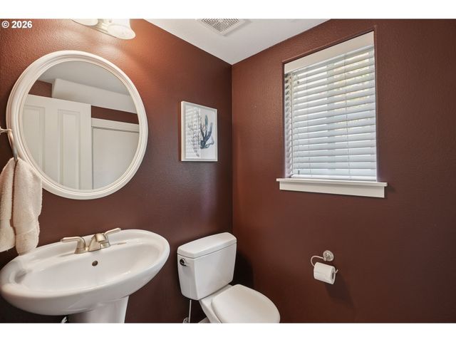 7382 Ne STONEWATER St, Hillsboro, OR 97124
