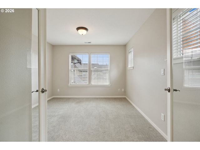 7382 Ne STONEWATER St, Hillsboro, OR 97124