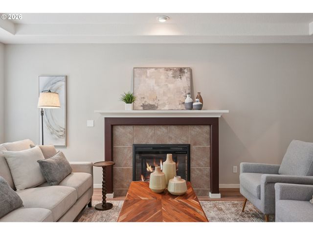 7382 Ne STONEWATER St, Hillsboro, OR 97124
