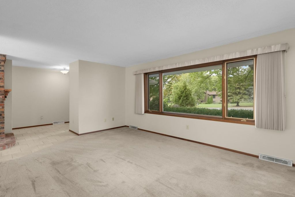 5220 Cottonwood Lane N, Plymouth, MN 55442 — photo 5