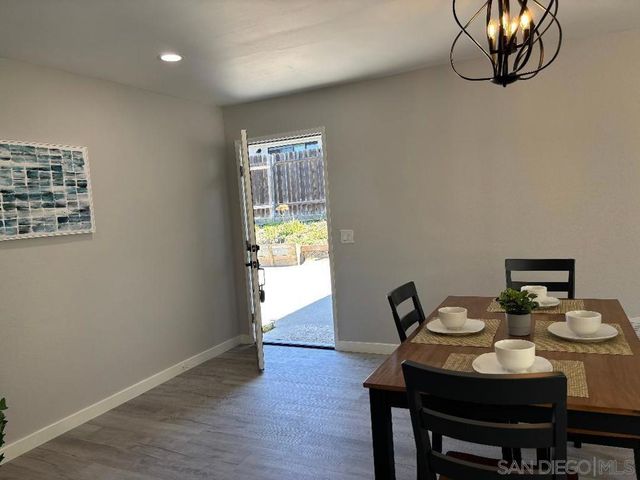 9211 Todos Santos Drive, Santee, CA 92071