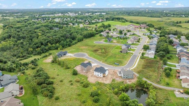 1155 29th Street NE, Sauk Rapids, MN 56379