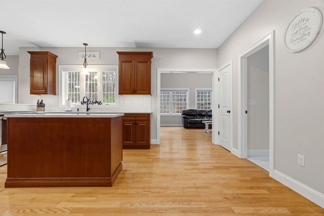 18 Longmeadow Road, Windham, NH 03087