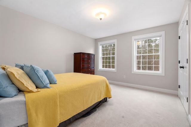 18 Longmeadow Road, Windham, NH 03087