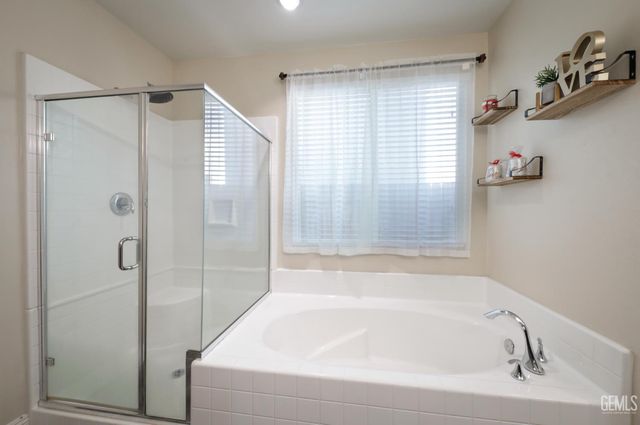 5508 Mesto Way, Bakersfield, CA 93313