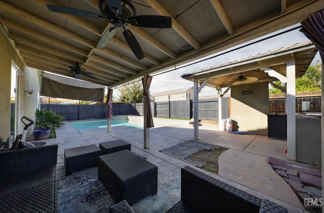 5508 Mesto Way, Bakersfield, CA 93313