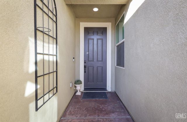 5508 Mesto Way, Bakersfield, CA 93313