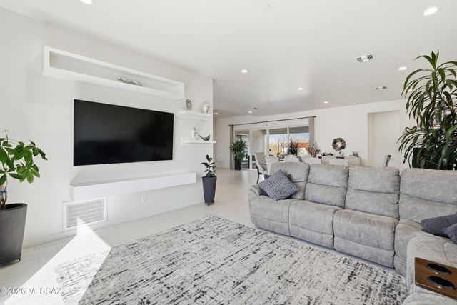 71 Yoga Court, Rio Rico, AZ 85648