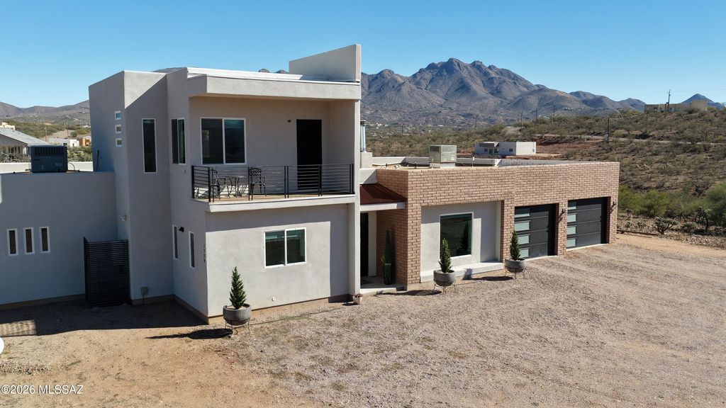 71 Yoga Court, Rio Rico, AZ 85648