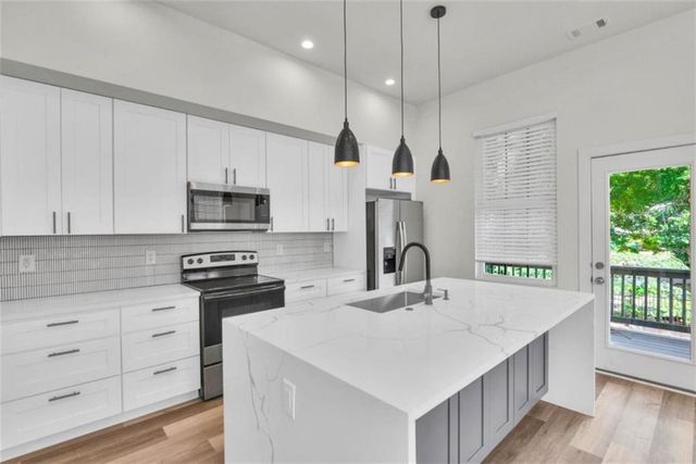 3165 Dogwood Drive 108, Hapeville, GA 30354