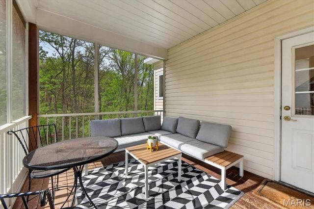 150 Silverstone Circle, Byrnes Mill, MO 63051