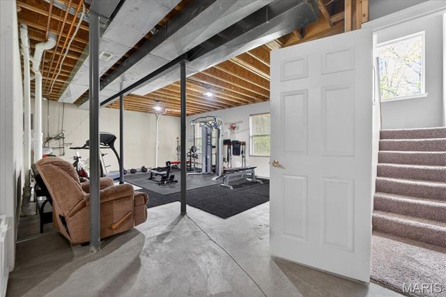 150 Silverstone Circle, Byrnes Mill, MO 63051