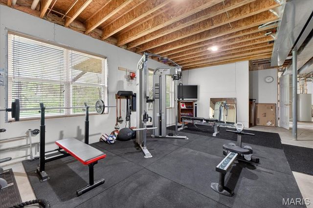 150 Silverstone Circle, Byrnes Mill, MO 63051