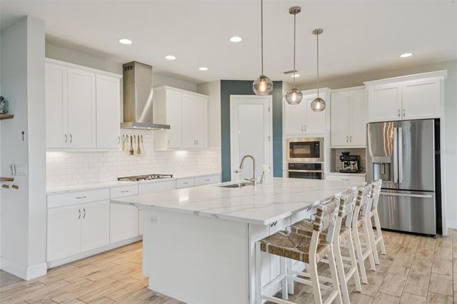 6169 GOLDEN NETTLE DRIVE, Apollo Beach, FL 33572