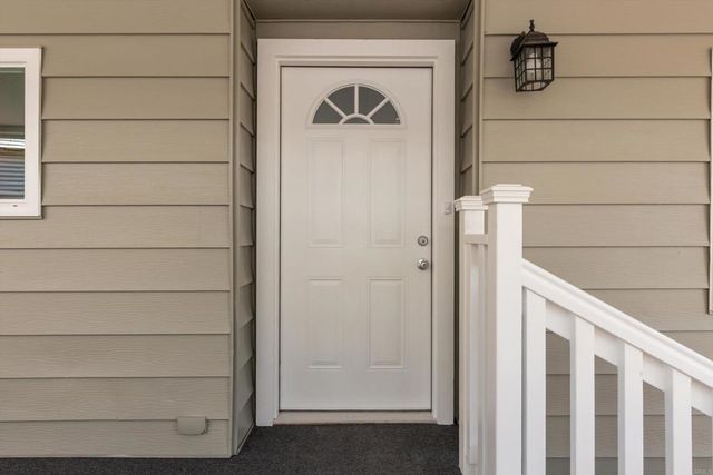 718 Sycamore Avenue 181, Vista, CA 92083