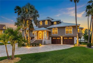 21510/21512 Indian Bayou DR, Fort Myers Beach, FL 33931