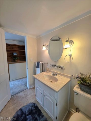 398 N Chillicothe Road, Aurora, OH 44202