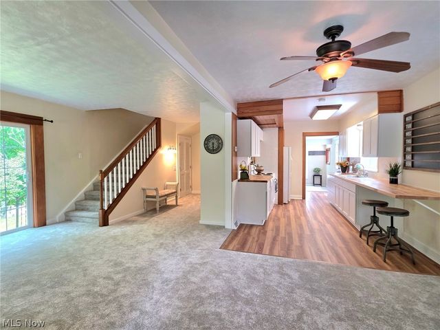 398 N Chillicothe Road, Aurora, OH 44202