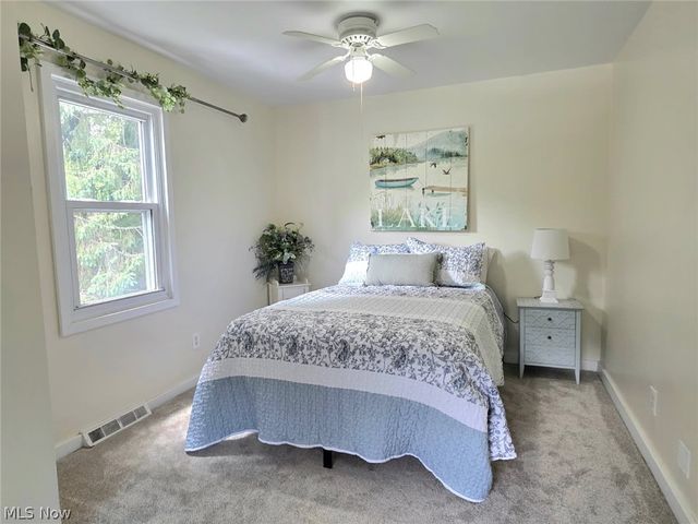 398 N Chillicothe Road, Aurora, OH 44202