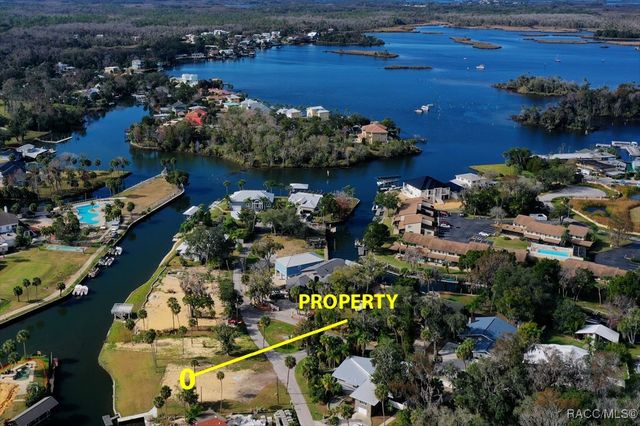 1845 SE 3rd Court, Crystal River, FL 34429