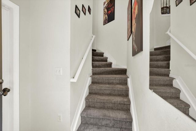 8919 MOONLIT MEADOWS LOOP, Riverview, FL 33578