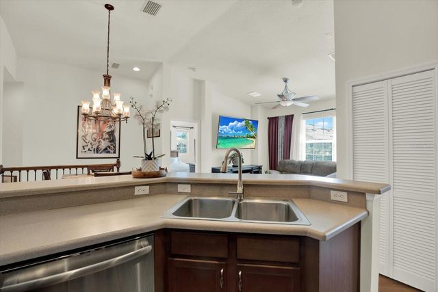 8919 MOONLIT MEADOWS LOOP, Riverview, FL 33578