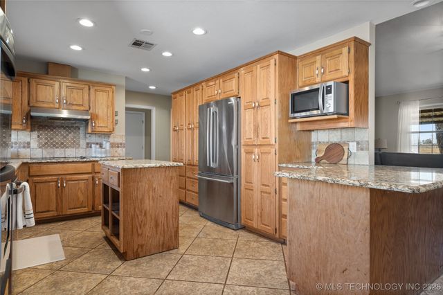 344 Albert Pike Road, Durant, OK 74701