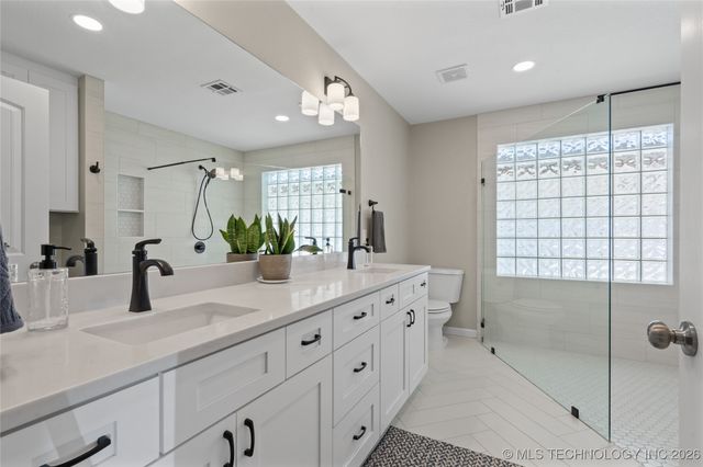 344 Albert Pike Road, Durant, OK 74701