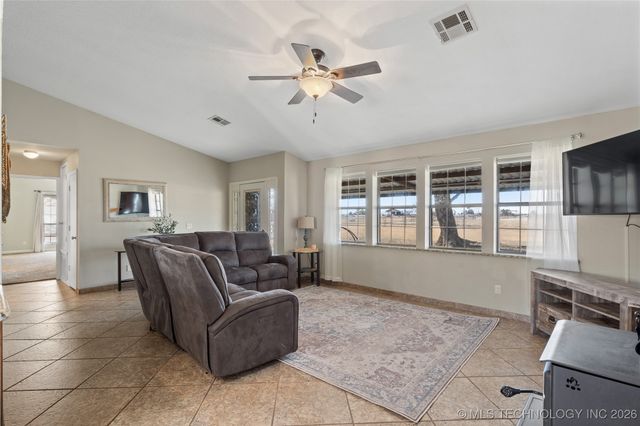 344 Albert Pike Road, Durant, OK 74701